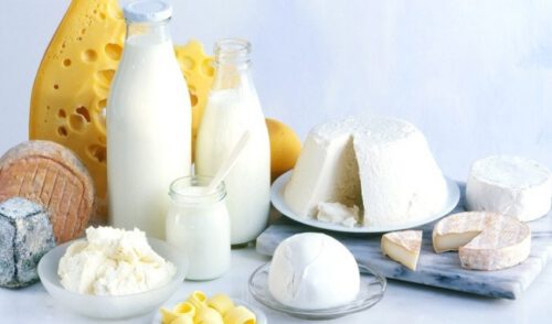 Sữa và sản phẩm chế biến từ sữa cũng chứa một lượng B12 - Ảnh 7