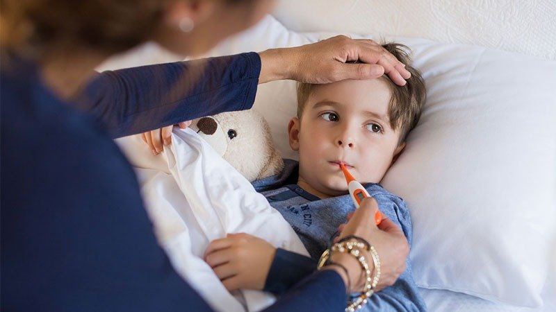 Biến chứng nguy hiểm của sốt virus ở trẻ em - Ảnh 2
