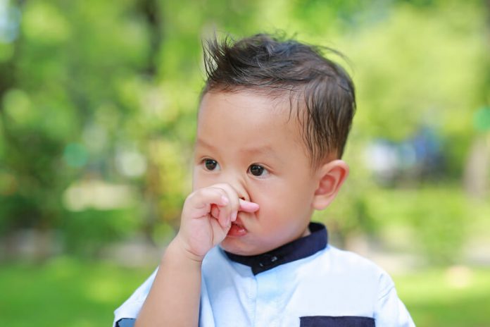 5 cách trị trẻ sơ sinh bị nghẹt mũi