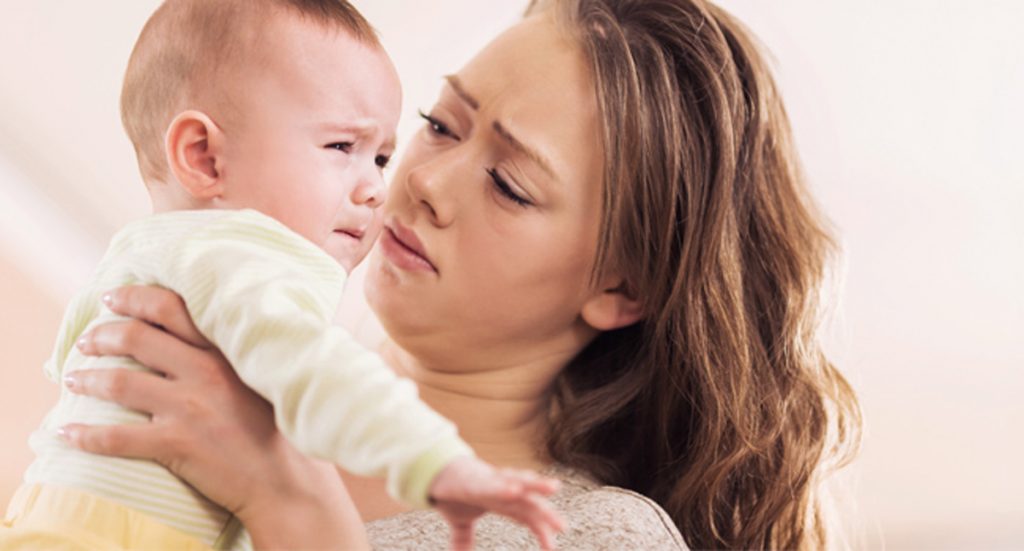  Cách xử trí nhanh chóng khi bé khóc không rõ nguyên nhân