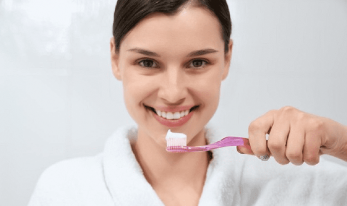 Các loại kem đánh răng tự nhiên an toàn và hiệu quả nhất