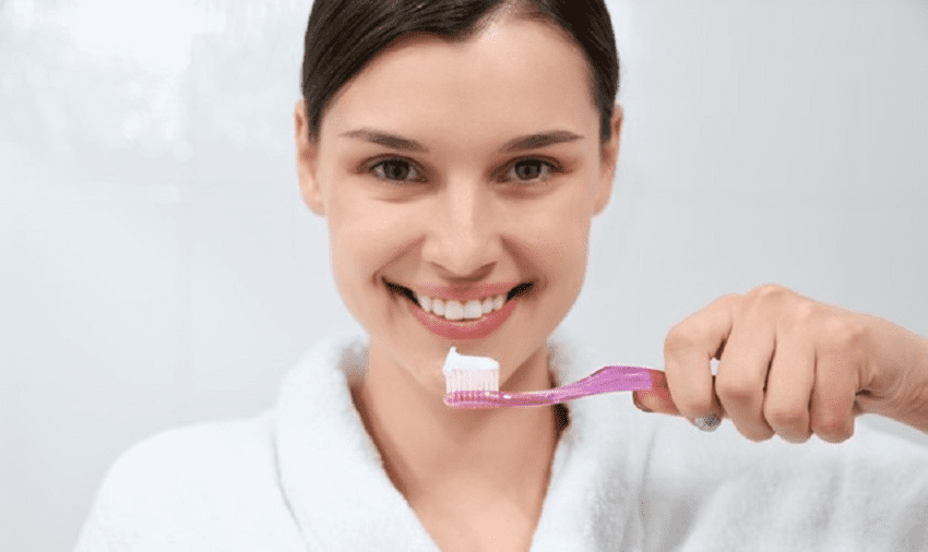 Những lợi ích của việc làm kem đánh răng tự nhiên tại nhà